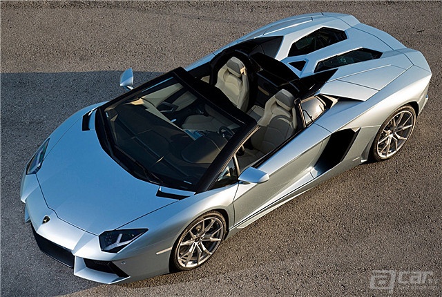 Lamborghini-Aventador_LP700-4_Roadster_2014_1600x1200_wallpaper_05_副本